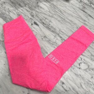 Fleo Neon Pink High-Waist Active Leggings with FLEO Logo